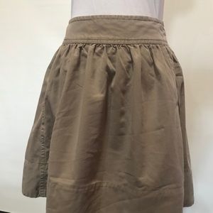 Gap yoke skirt.